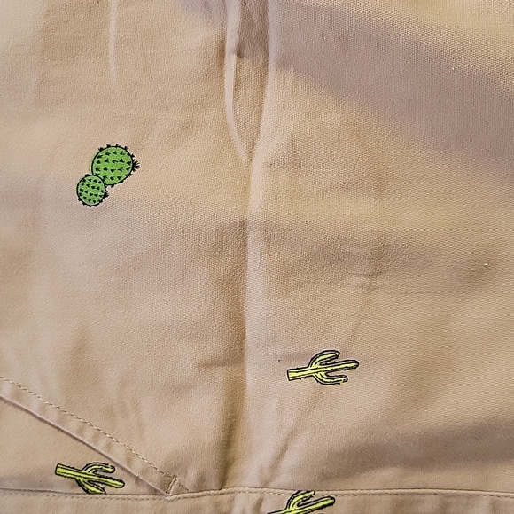 Cactus Short 🌵 - Picture 6 of 8